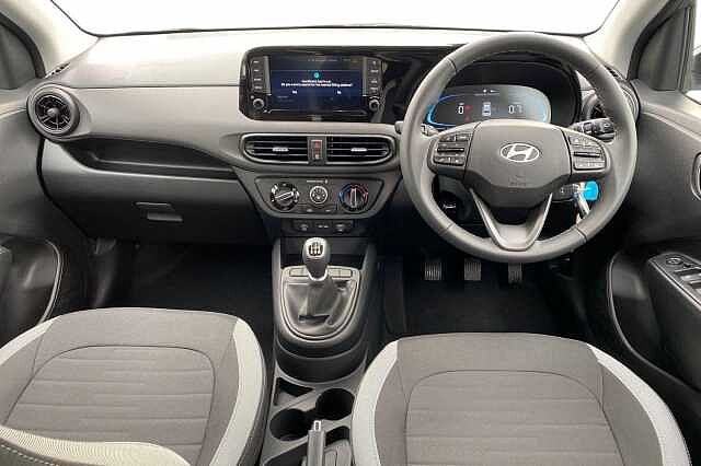 Hyundai I10 5dr Hat 1.0 Mpi 63ps Advance Nav Meta Blue