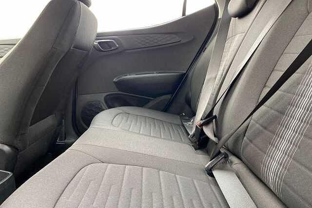 Hyundai I10 5dr Hat 1.0 Mpi 63ps Advance Nav Meta Blue