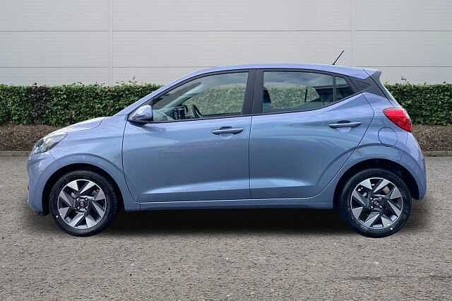 Hyundai I10 5dr Hat 1.0 Mpi 63ps Advance Nav Meta Blue