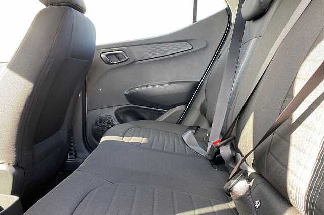 Hyundai I10 5dr Hat 1.0 Mpi 63ps Advance Nav Lumen Gray