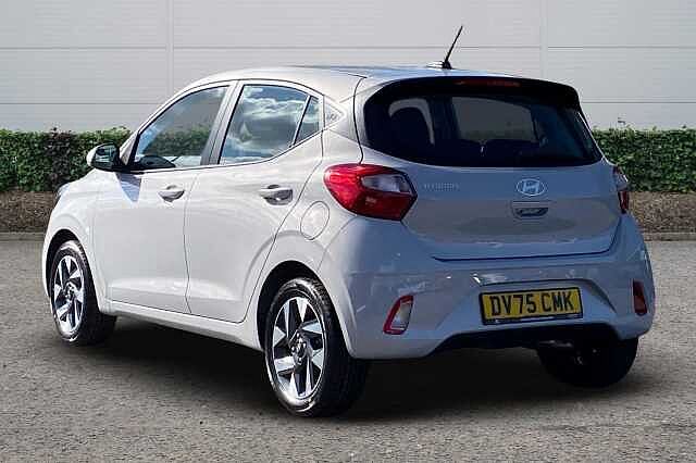 Hyundai I10 5dr Hat 1.0 Mpi 63ps Advance Nav Lumen Gray