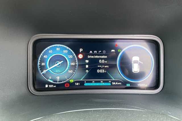 Hyundai KONA 1.6 GDi Hybrid Ultimate 5dr DCT Polar White