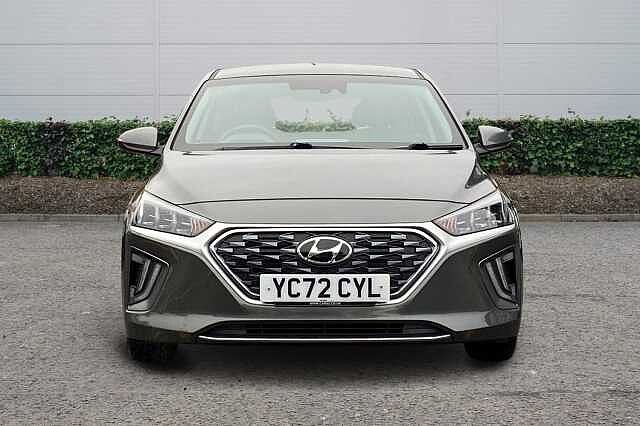 Hyundai IONIQ 1.6 GDi Hybrid Premium 5dr DCT Amazon Grey
