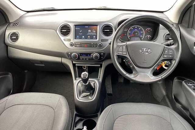 Hyundai i10 1.0 Premium 5dr
