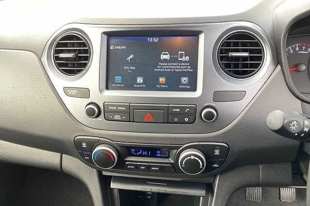 Hyundai i10 1.0 Premium 5dr