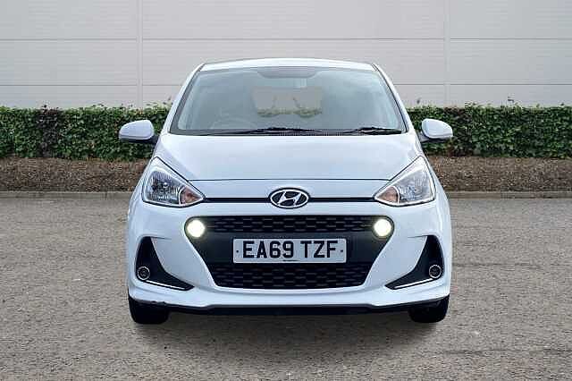 Hyundai i10 1.0 Premium 5dr