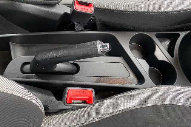 Hyundai i10 1.0 MPi SE Connect 5dr