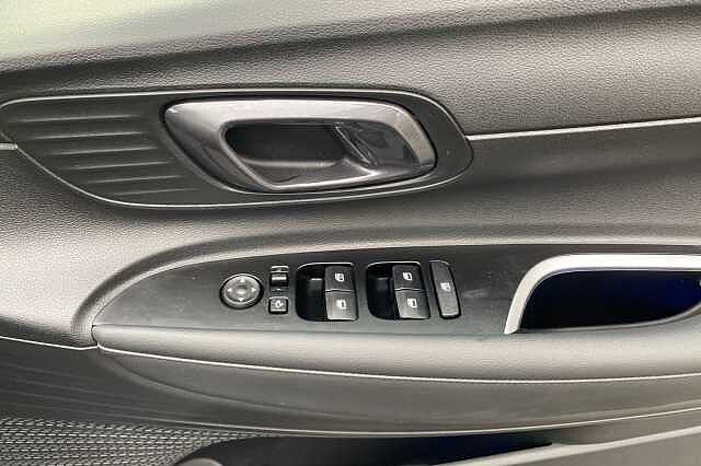 Hyundai Bayon 1.0 TGDi 48V MHEV Premium 5dr