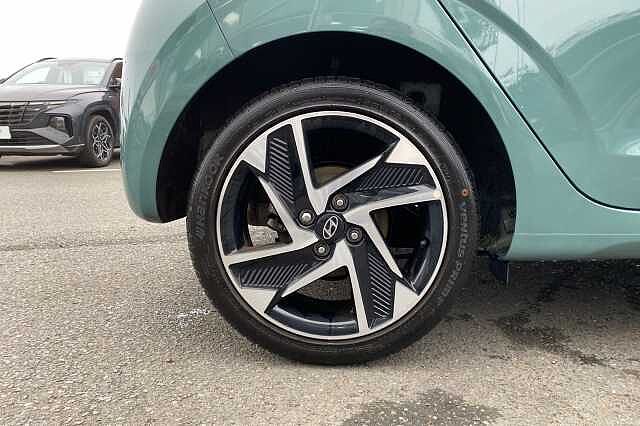 Hyundai i10 1.2 [79] Premium 5dr Auto [Nav]