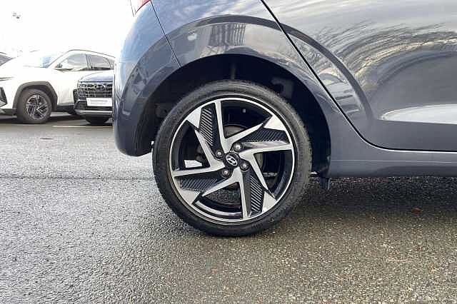 Hyundai i10 1.2 MPi Premium 5dr Auto