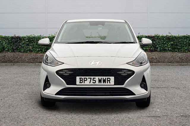 Hyundai i10 1.0 Premium Hatchback 5dr Petrol Manual Euro 6 (s/s) (63 ps)
