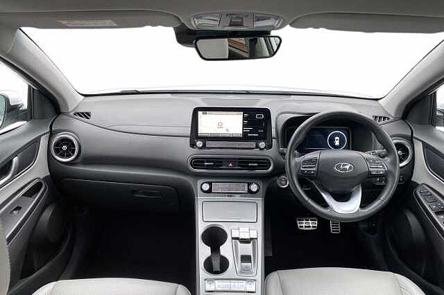 Hyundai Kona 64kWh Ultimate SUV 5dr Electric Auto (10.5kW Charger) (204 ps)