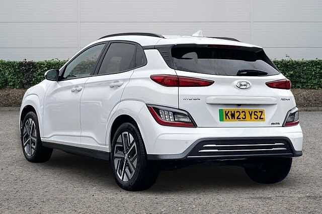 Hyundai Kona 64kWh Ultimate SUV 5dr Electric Auto (10.5kW Charger) (204 ps)