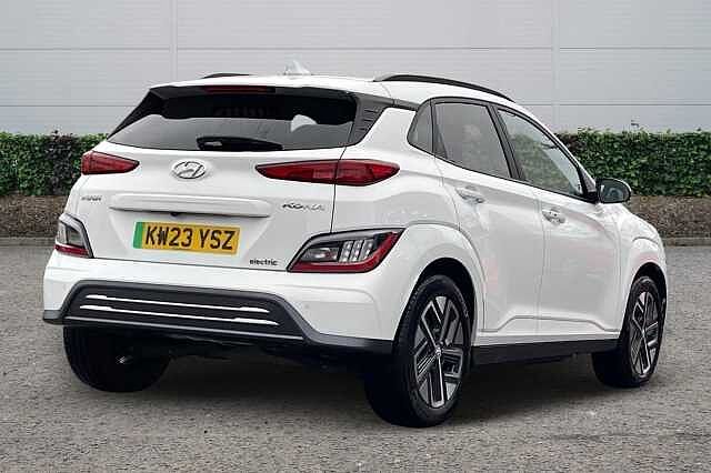 Hyundai Kona 64kWh Ultimate SUV 5dr Electric Auto (10.5kW Charger) (204 ps)