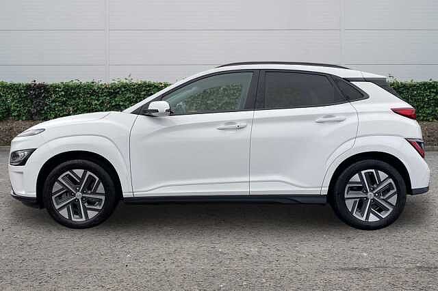 Hyundai Kona 64kWh Ultimate SUV 5dr Electric Auto (10.5kW Charger) (204 ps)