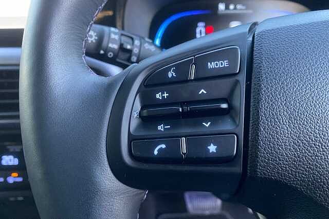 Hyundai i10 1.0 Premium Hatchback 5dr Petrol Auto Euro 6 (s/s) (63 ps)