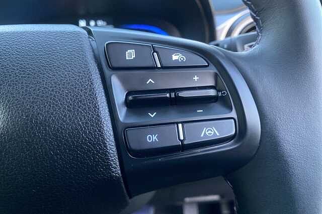 Hyundai i10 1.0 Premium Hatchback 5dr Petrol Auto Euro 6 (s/s) (63 ps)