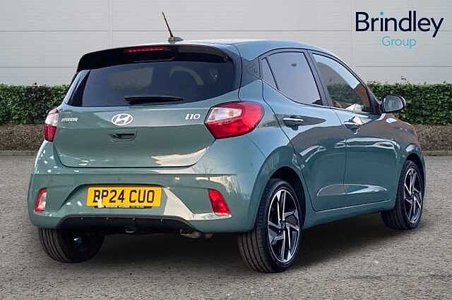 Hyundai i10 1.0 Premium Hatchback 5dr Petrol Auto Euro 6 (s/s) (63 ps)