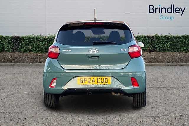 Hyundai i10 1.0 Premium Hatchback 5dr Petrol Auto Euro 6 (s/s) (63 ps)