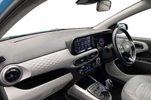 Hyundai i10 1.2 Premium Hatchback 5dr Petrol Auto Euro 6 (s/s) (84 ps)