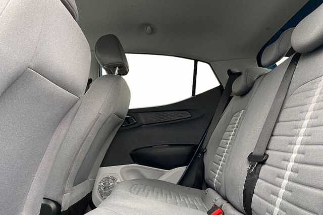 Hyundai i10 1.2 Premium Hatchback 5dr Petrol Auto Euro 6 (s/s) (84 ps)