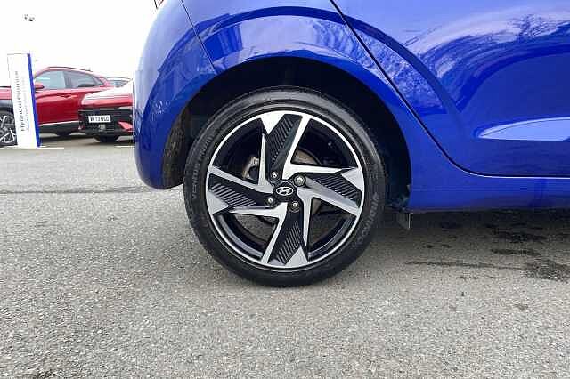 Hyundai i10 1.0 Premium Hatchback 5dr Petrol Auto Euro 6 (s/s) (67 ps)