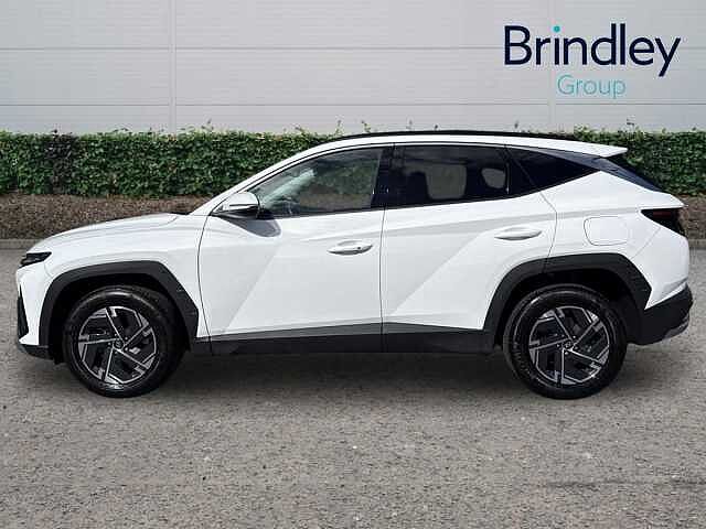 Hyundai TUCSON 1.6 T-GDi Advance SUV 5dr Petrol Manual Euro 6 (s/s) (160 ps) Atlas White