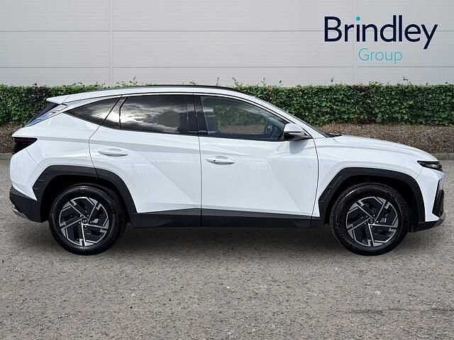 Hyundai TUCSON 1.6 T-GDi Advance SUV 5dr Petrol Manual Euro 6 (s/s) (160 ps) Atlas White