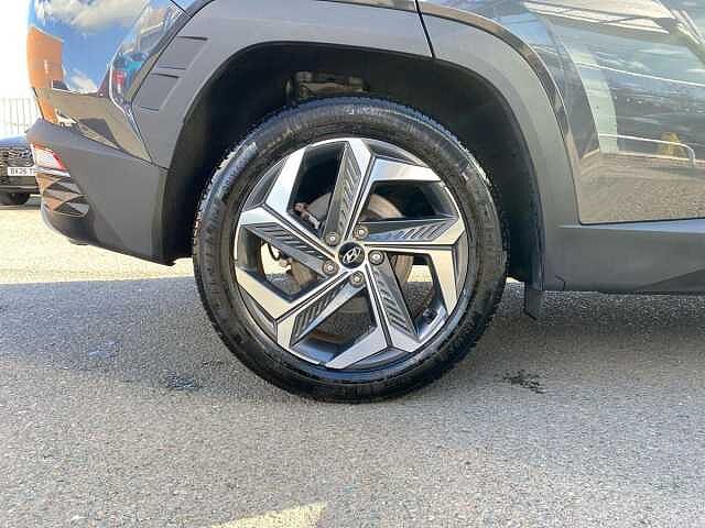 Hyundai TUCSON 1.6 h T-GDi Premium SUV 5dr Petrol Hybrid Auto Euro 6 (s/s) (230 ps) Grey