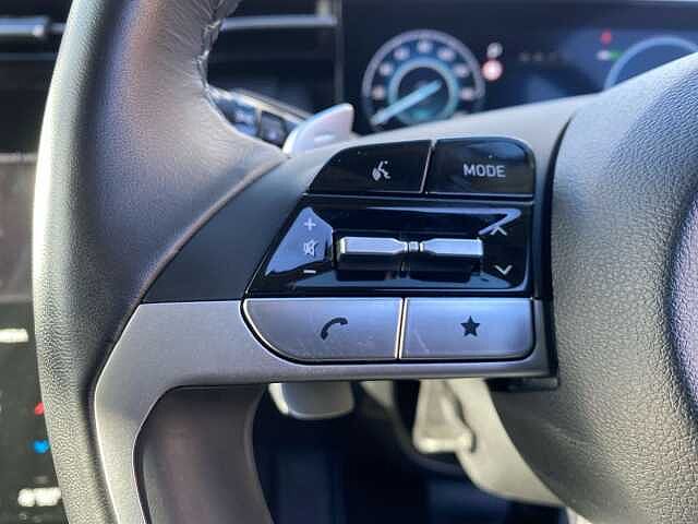 Hyundai TUCSON 1.6 h T-GDi Premium SUV 5dr Petrol Hybrid Auto Euro 6 (s/s) (230 ps) Grey