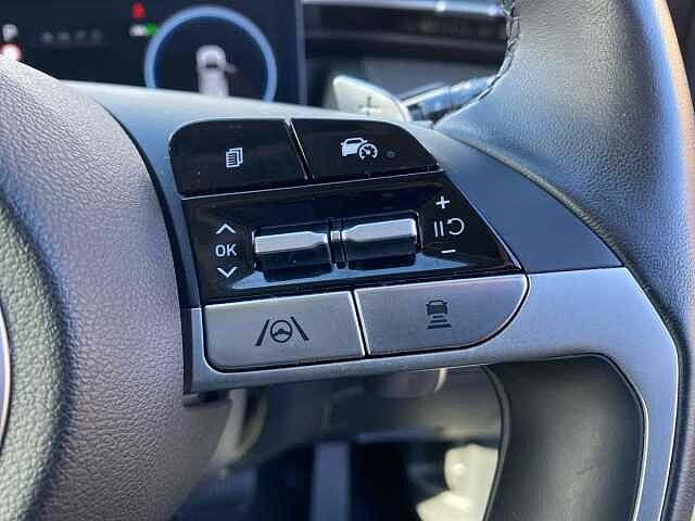 Hyundai TUCSON 1.6 h T-GDi Premium SUV 5dr Petrol Hybrid Auto Euro 6 (s/s) (230 ps) Grey