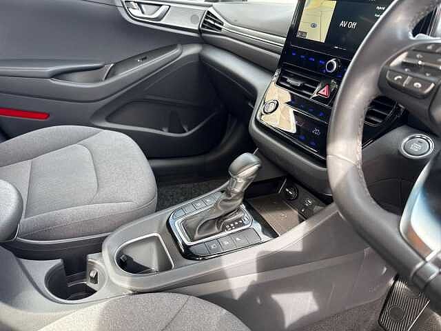 Hyundai Ioniq 1.6 h-GDi Premium Hatchback 5dr Petrol Hybrid DCT Euro 6 (s/s) (141 ps)