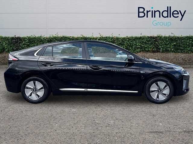 Hyundai Ioniq 1.6 h-GDi Premium Hatchback 5dr Petrol Hybrid DCT Euro 6 (s/s) (141 ps)