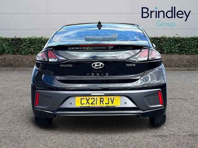 Hyundai Ioniq 1.6 h-GDi Premium Hatchback 5dr Petrol Hybrid DCT Euro 6 (s/s) (141 ps)