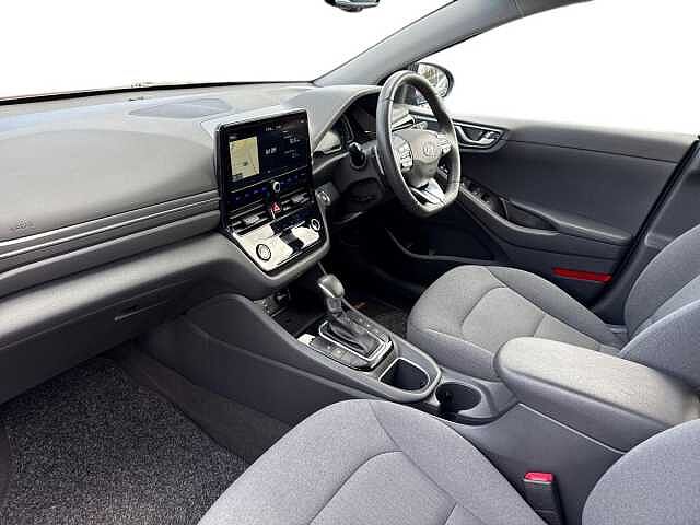 Hyundai Ioniq 1.6 h-GDi Premium Hatchback 5dr Petrol Hybrid DCT Euro 6 (s/s) (141 ps)