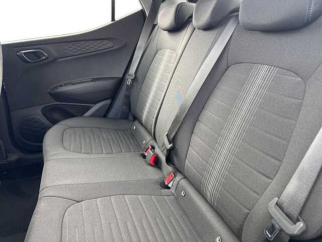 Hyundai i10 1.0 [63] Advance 5dr [Nav]