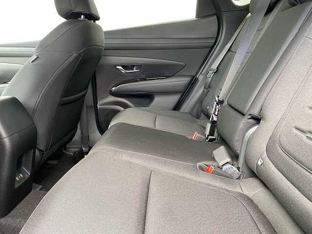 Hyundai TUCSON 1.6T Advance 5dr