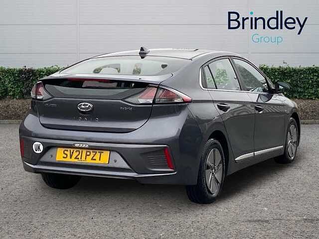 Hyundai IONIQ 1.6 GDi Hybrid Premium 5dr DCT