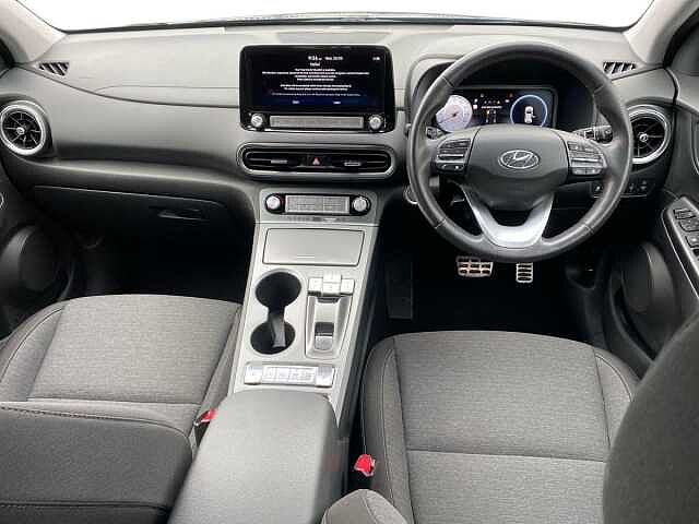 Hyundai KONA 100kW Premium 39kWh 5dr Auto Phantom Black