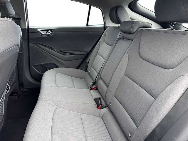 Hyundai IONIQ 1.6 GDi Hybrid Premium 5dr DCT
