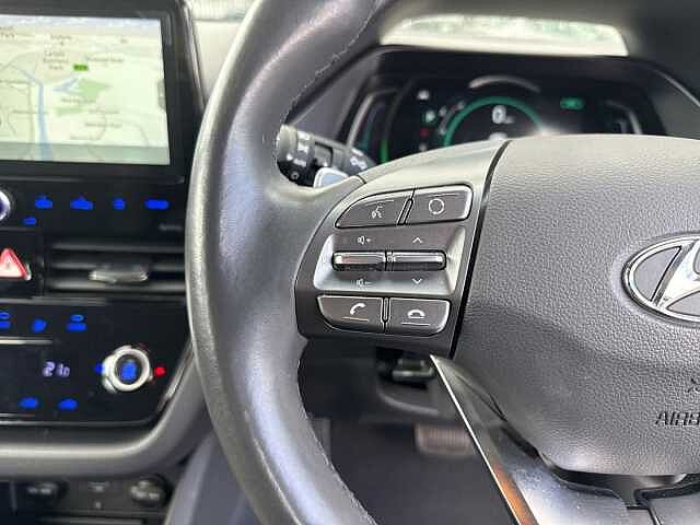 Hyundai IONIQ 1.6 GDi Hybrid Premium 5dr DCT