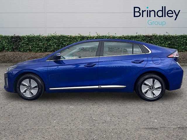 Hyundai IONIQ 1.6 GDi Hybrid Premium 5dr DCT