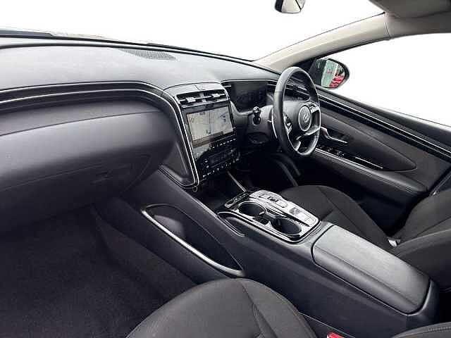 Hyundai TUCSON 1.6 TGDi Hybrid 230 SE Connect 5dr 2WD Auto Shimmering Silver