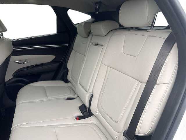 Hyundai TUCSON 1.6 TGDi Hybrid 230 Ultimate 5dr 2WD Auto Serenity White