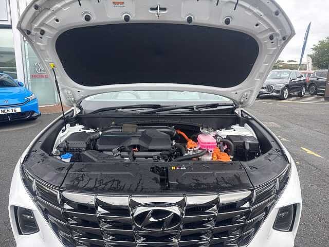 Hyundai TUCSON 1.6 TGDi Hybrid 230 Ultimate 5dr 2WD Auto Serenity White