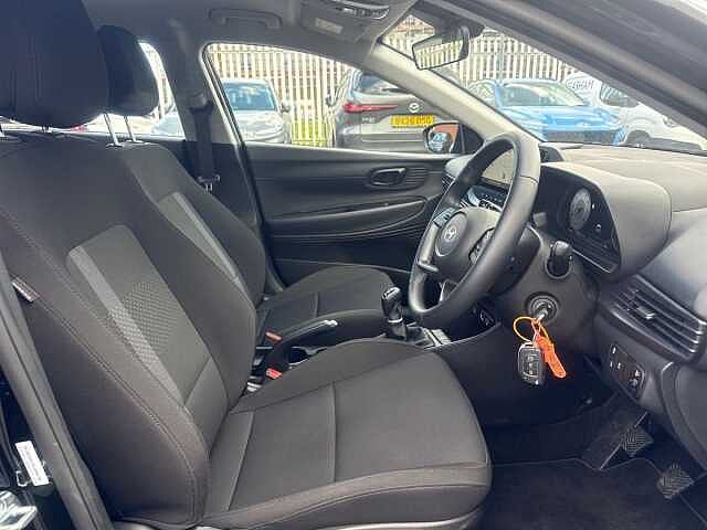 Hyundai i20 1.0T GDi Advance 5dr