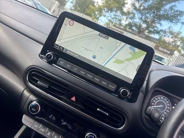 Hyundai KONA 1.6 GDi Hybrid Ultimate 5dr DCT Pulse Red